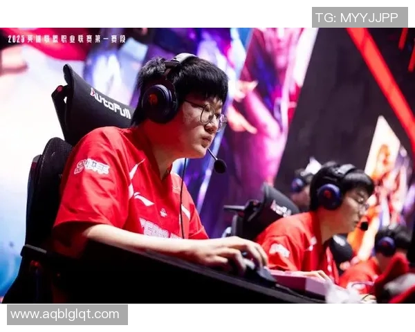 电竞新闻赛后复盘TES与WE对决中的战术灵活性分析与启示